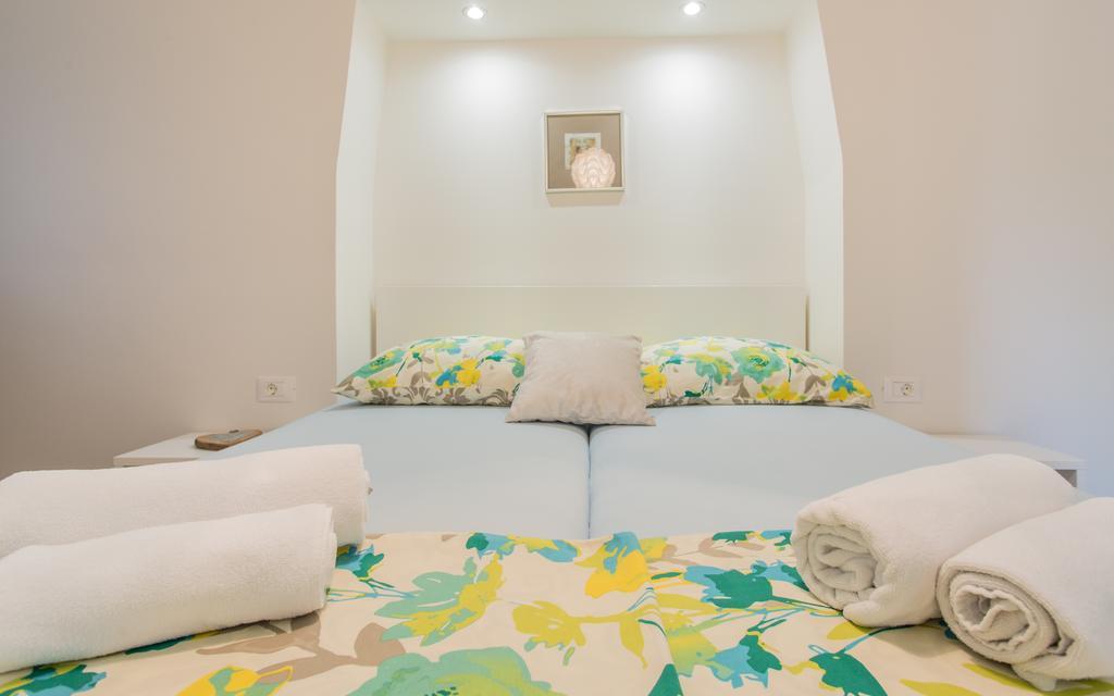 Sunrise Apartment Risika Exterior photo